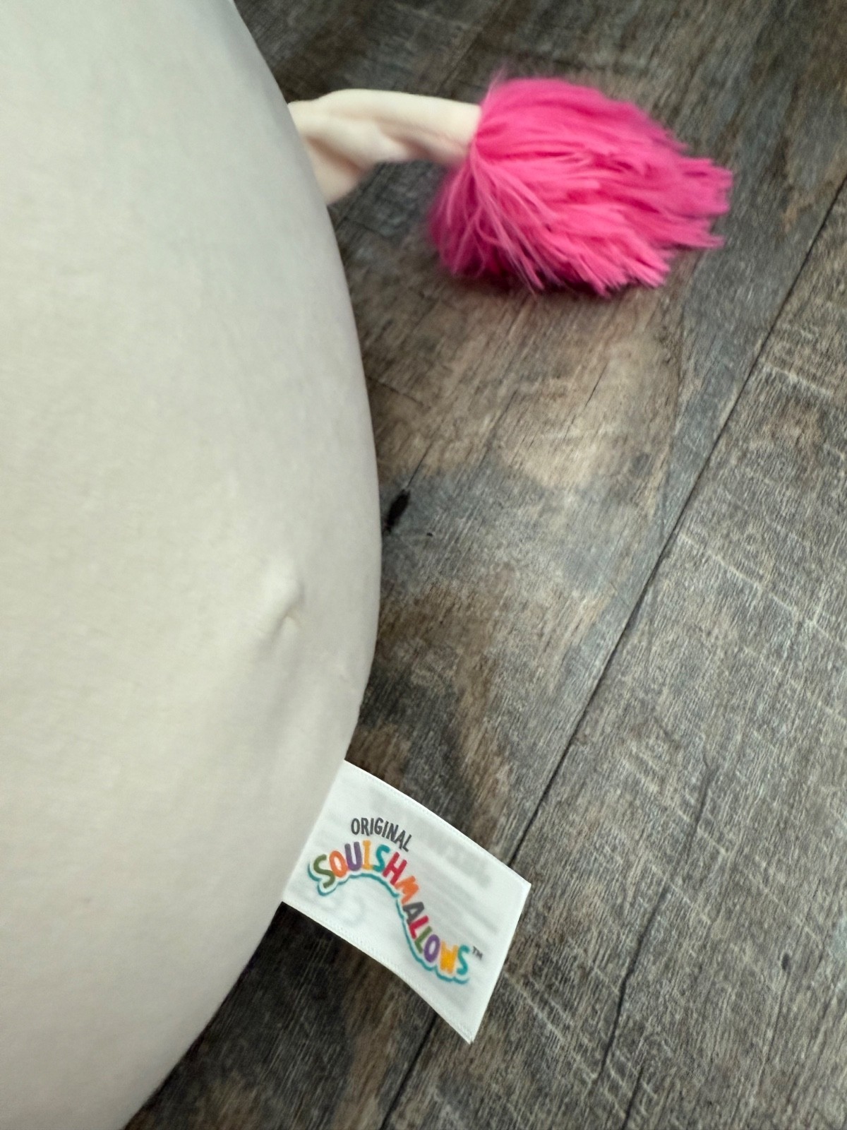 Caedyn - Peluche Vache Rose Squishmallows 16"